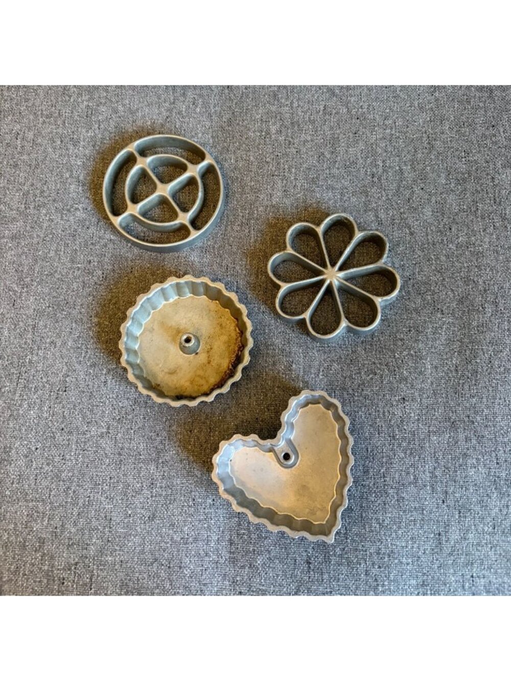 Northland Aluminum Rosette and Timbale Iron Molds in Box No Handle - Picture 2 of 8